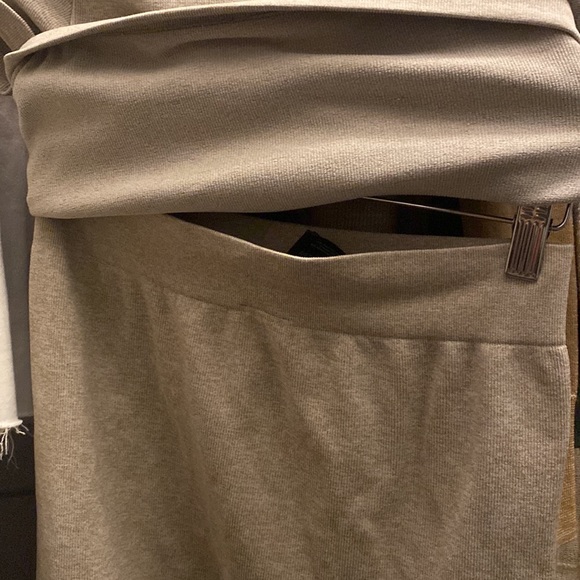 SOLD H&M 2 piece lounge set - Picture 3 of 3